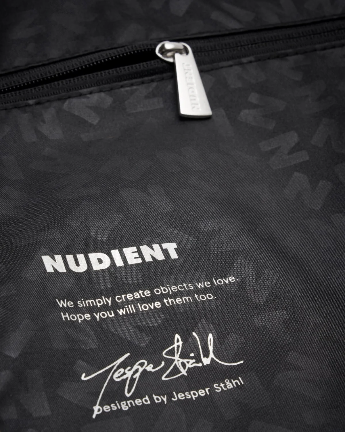 Bold Cabin Bag - Image 12