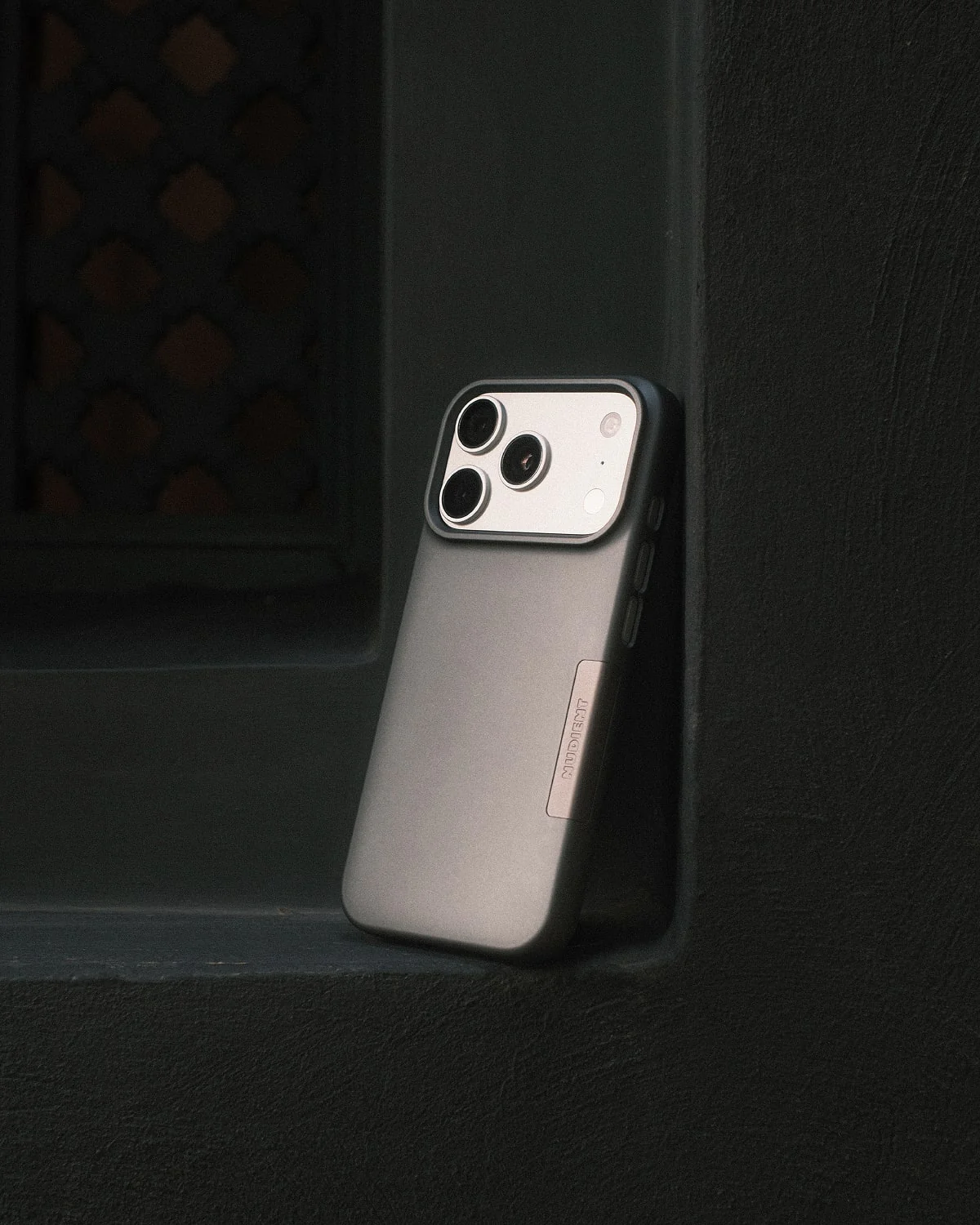 Thin Case - Image 2