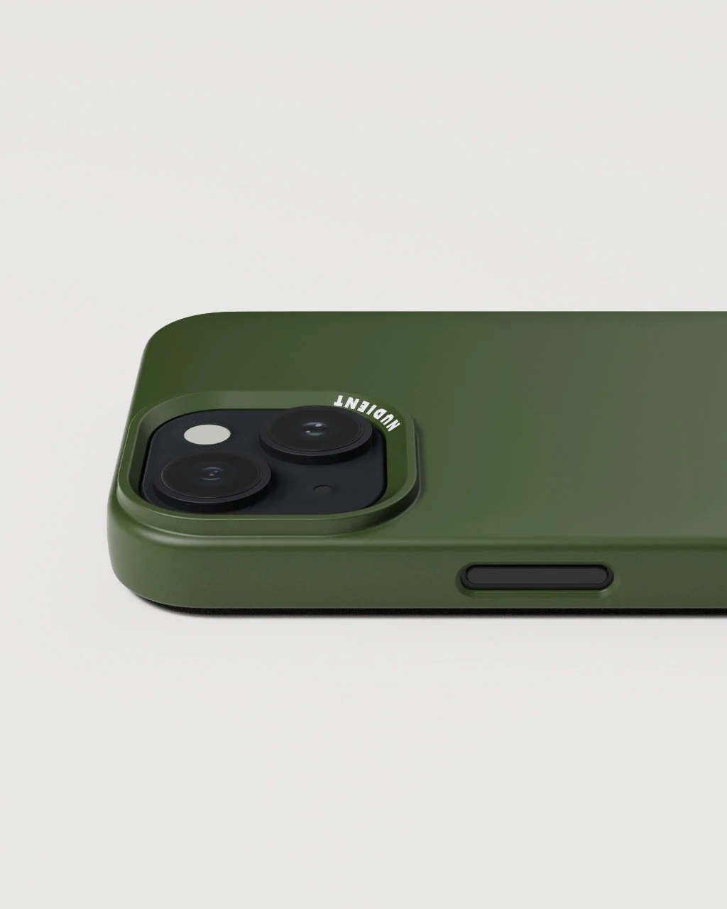 Thin Case - iPhone 15 - Ink Black & Pine Green - Image 7